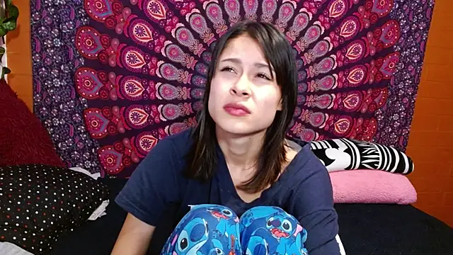 Snapshot of AbbySccott chatting on 03/06/25, 12:21 AbbySccott online show from 03/06/25, 12:21