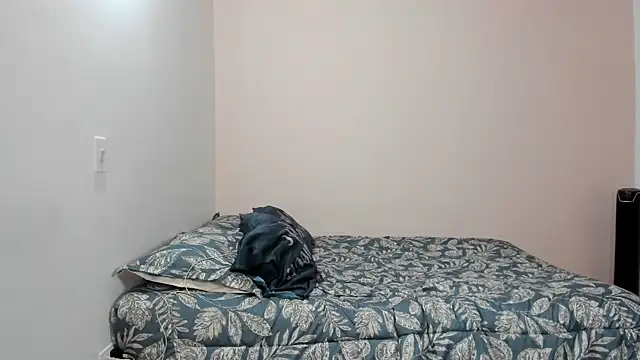 nina pons online show from 11/13/25, 09:03