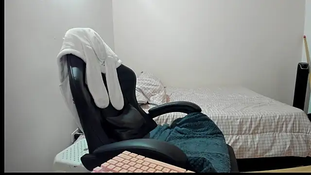 nina pons online show from 03/09/26, 11:42