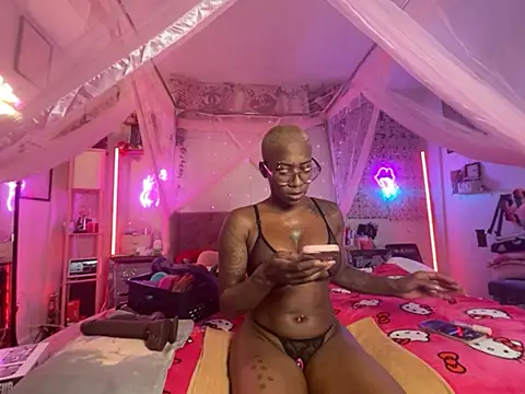 VixenCapri online show from 04/27/26, 02:37