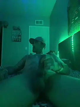 Snapshot of RoodoggXL chatting on 01/23/25, 02:33 RoodoggXL online show from 01/23/25, 02:33