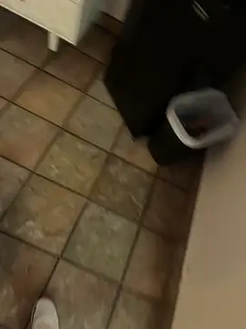 Snapshot of RoodoggXL chatting on 02/07/25, 04:56 RoodoggXL online show from 02/07/25, 04:56