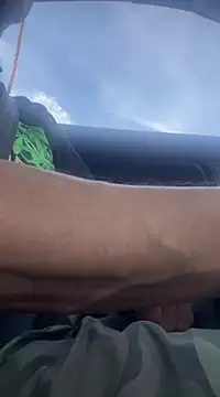 Snapshot of RoodoggXL chatting on 03/16/25, 06:01 RoodoggXL online show from 03/16/25, 06:01