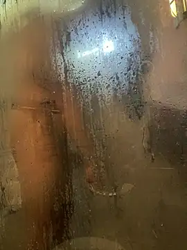 Snapshot of RoodoggXL chatting on 03/18/25, 10:26 RoodoggXL online show from 03/18/25, 10:26