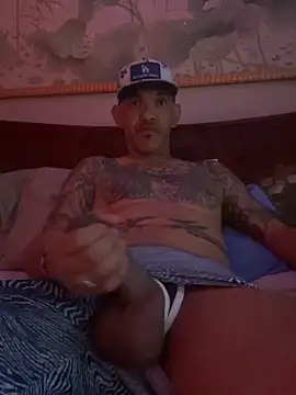 Snapshot of RoodoggXL chatting on 09/30/25, 12:37 RoodoggXL online show from 09/30/25, 12:37