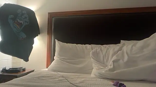 RoodoggXL online show from 01/12/26, 11:04