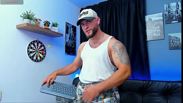 AndrewDiaz online show from 02/11/25, 03:40