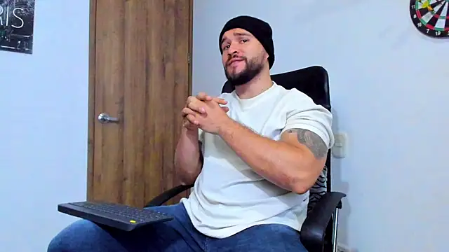 AndrewDiaz online show from 10/11/25, 04:12