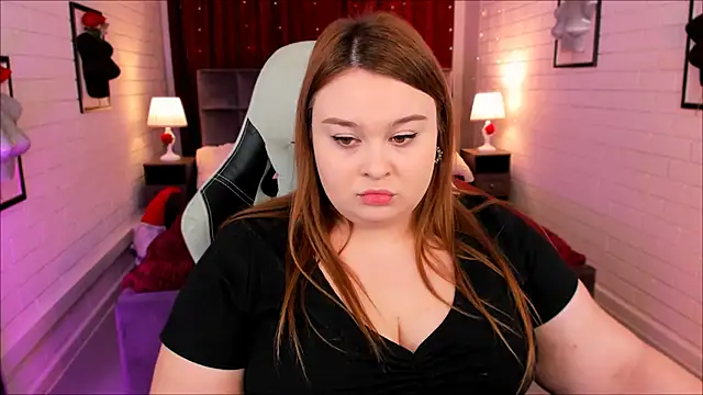 KimberlyMaran online show from 02/19/25, 09:06