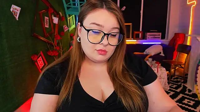 KimberlyMaran online show from 02/22/25, 12:19