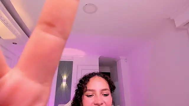 anahi curlie1 online show from 05/31/26, 06:09