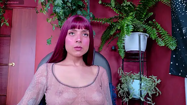 Yeriawaddell  online show from 04/10/26, 08:24