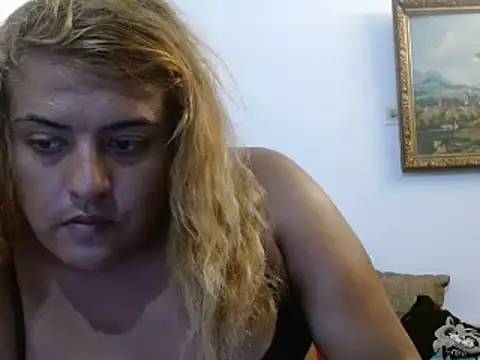 Snapshot of KIARAMARSHALLWELLZ chatting on 01/28/25, 06:49 KIARAMARSHALLWELLZ online show from 01/28/25, 06:49