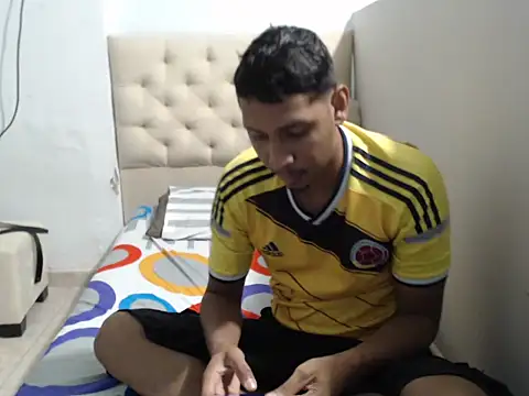 Snapshot of KIARAMARSHALLWELLZ chatting on 09/11/25, 10:43 KIARAMARSHALLWELLZ online show from 09/11/25, 10:43