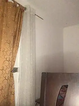 JuanaSimons online show from 10/10/25, 01:37