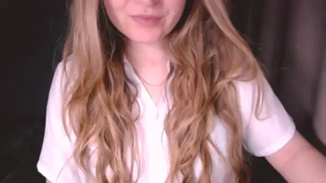 fiona cute 2 online show from 04/27/26, 07:45