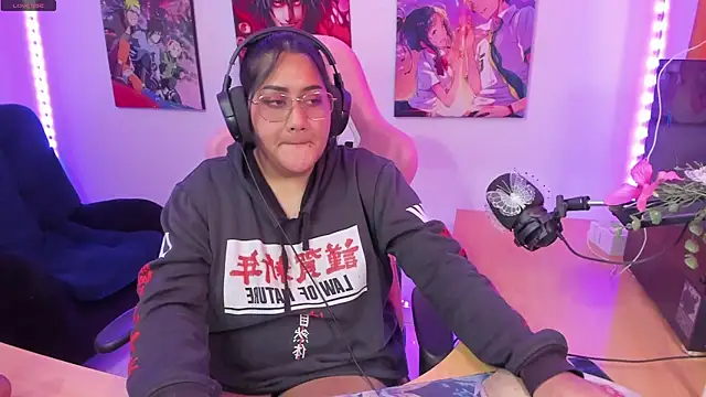 haru u2 online show from 01/21/25, 01:32