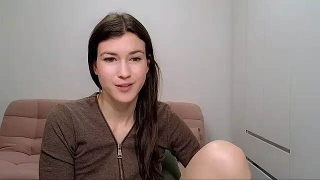 Snapshot of AliciaNewell chatting on 12/18/24, 07:58 AliciaNewell online show from 12/18/24, 07:58