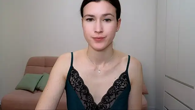 Snapshot of AliciaNewell chatting on 01/15/25, 11:43 AliciaNewell online show from 01/15/25, 11:43