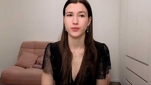 Snapshot of AliciaNewell chatting on 02/10/25, 03:10 AliciaNewell online show from 02/10/25, 03:10