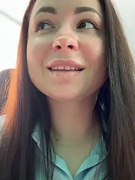 dreams4u online show from 04/15/26, 08:32