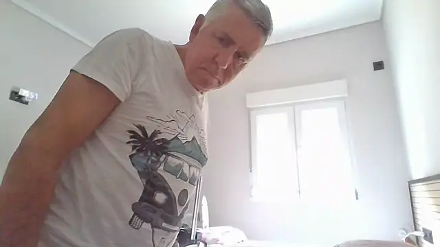 parejamlga58 online show from 04/11/26, 01:59