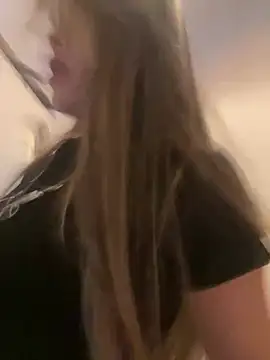 Emilia Bakerr online show from 03/06/25, 06:16