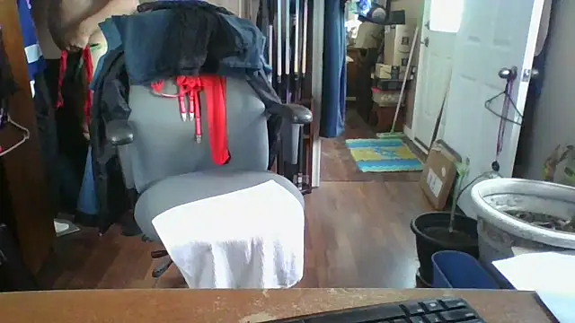 Daremeknot online show from 02/19/25, 02:55