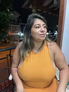 MrsFoucher online show from 01/12/25, 02:03