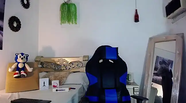 huge armound online show from 02/19/25, 01:50