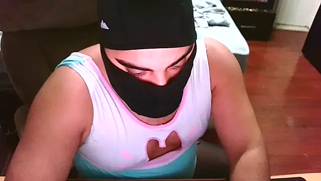 Snapshot of babykayla972 chatting on 09/13/25, 10:59 babykayla972 online show from 09/13/25, 10:59