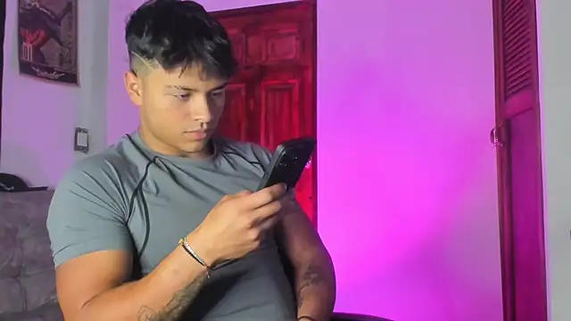 Dominic Biker   online show from 04/17/26, 03:53