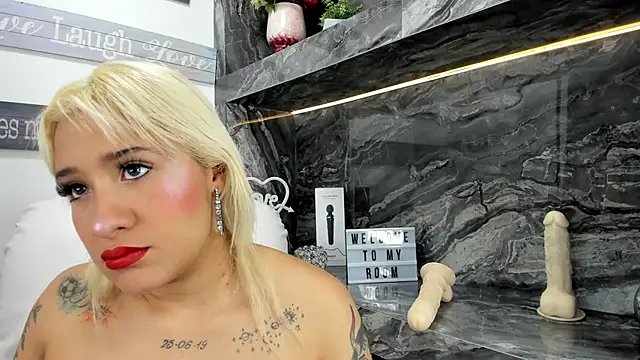 miss danika online show from 02/08/25, 11:01