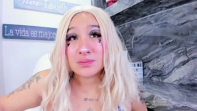 miss danika online show from 10/11/25, 11:09