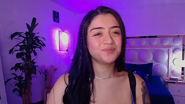 lucianaroy online show from 10/10/25, 08:30