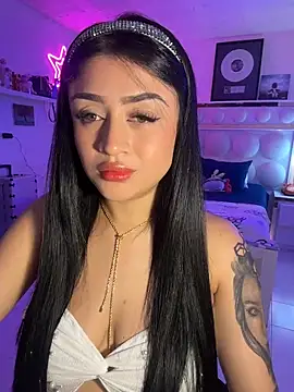 lucianaroy online show from 05/23/26, 12:49