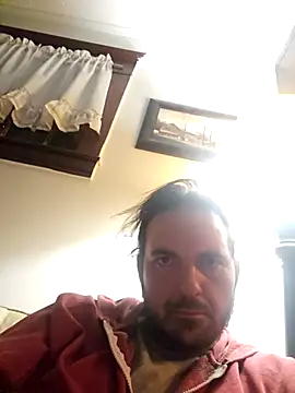 Snapshot of pumpitup123 chatting on 11/19/25, 05:07 pumpitup123 online show from 11/19/25, 05:07