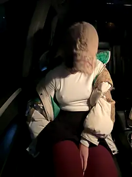 LikaCat online show from 10/23/25, 11:46