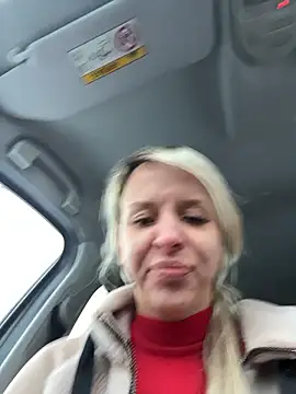 LikaCat online show from 01/12/26, 03:12