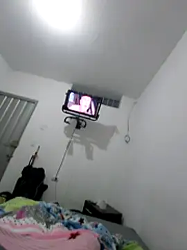 Snapshot of lucyy06 chatting on 04/03/26, 02:31 lucyy06 online show from 04/03/26, 02:31