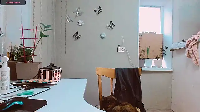 Snapshot of RosaJil chatting on 02/02/25, 02:13 RosaJil online show from 02/02/25, 02:13