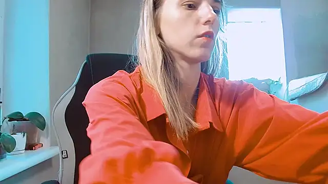 Snapshot of RosaJil chatting on 09/28/25, 01:05 RosaJil online show from 09/28/25, 01:05