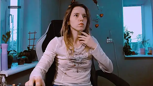 RosaJil online show from 02/15/26, 02:25