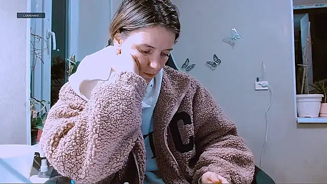 RosaJil online show from 04/19/26, 06:43