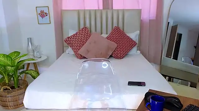 KristennBlue online show from 01/13/25, 10:24