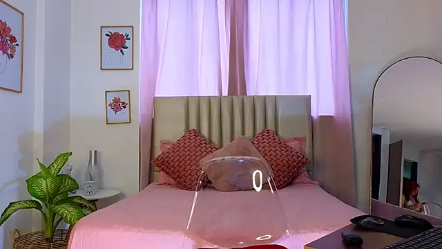 KristennBlue online show from 02/21/25, 02:48