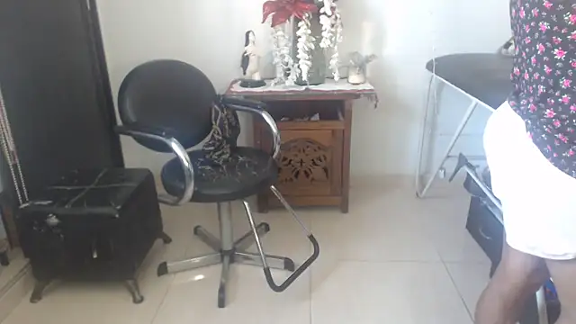 bardotbigcockts online show from 12/14/24, 12:44