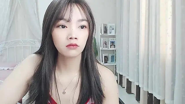 Snapshot of Jenny-Z chatting on 02/14/25, 02:28 Jenny-Z online show from 02/14/25, 02:28