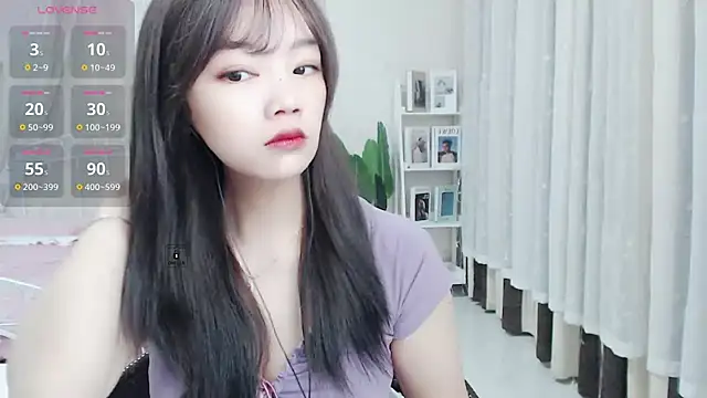 Snapshot of Jenny-Z chatting on 02/15/25, 02:15 Jenny-Z online show from 02/15/25, 02:15