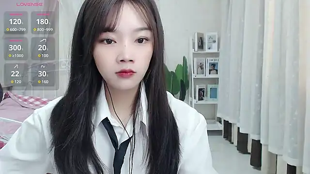 Snapshot of Jenny-Z chatting on 03/04/25, 02:06 Jenny-Z online show from 03/04/25, 02:06